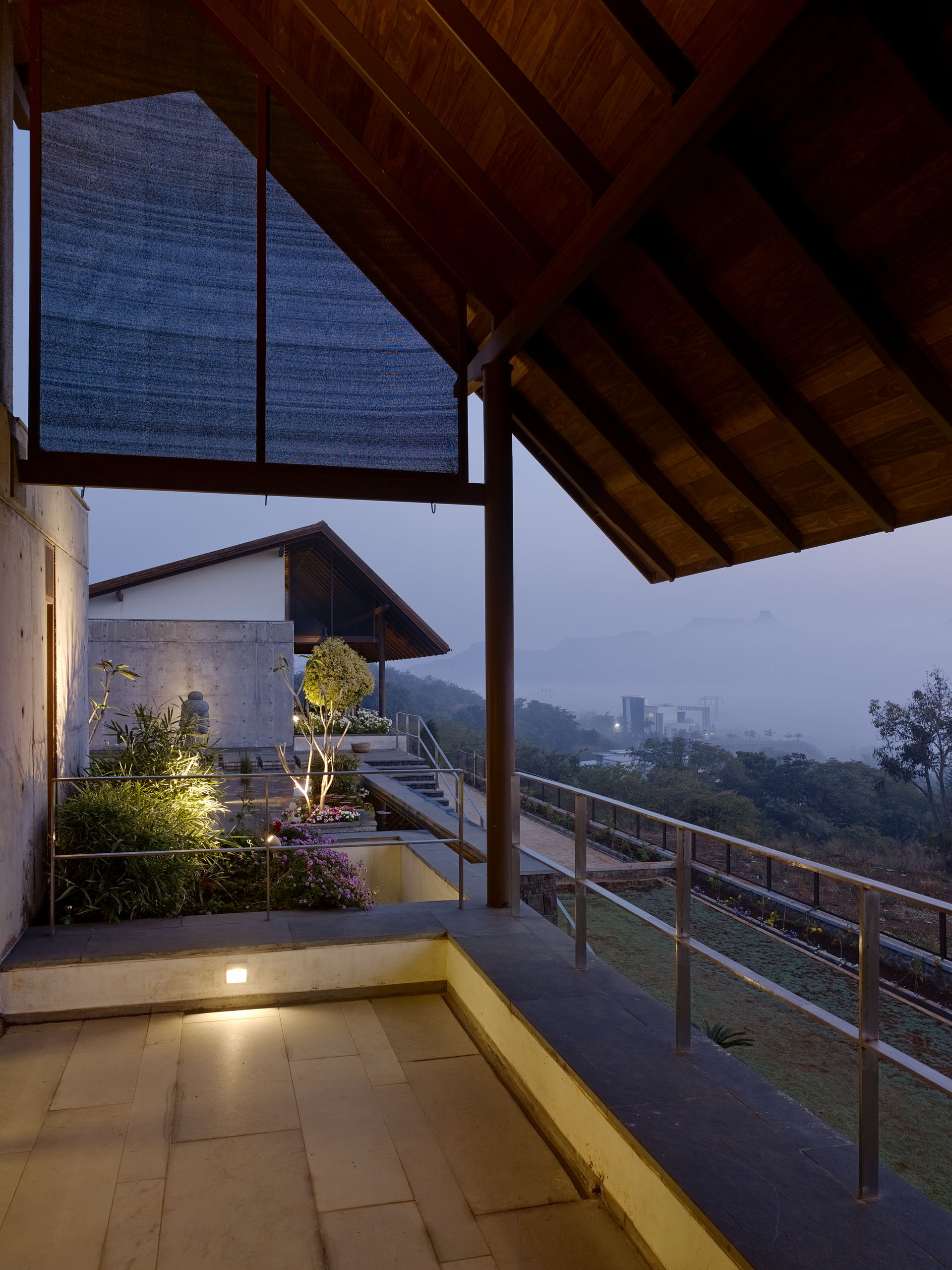 E14489 Alpa 042131 j2560